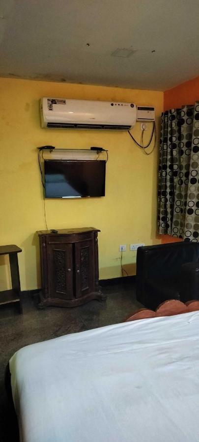 Hotel Super Oyo Flagship Tr Elite